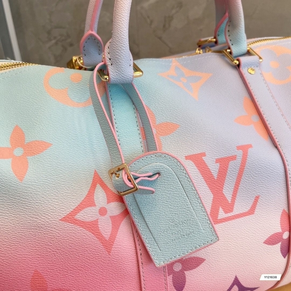 Luxury style Keepall Duffle - Picture 7 of 16